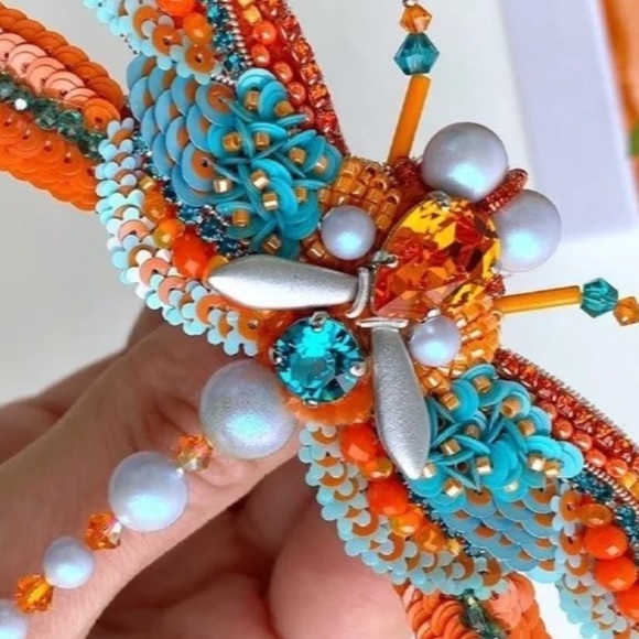 Accessories - handmade sequin brooch